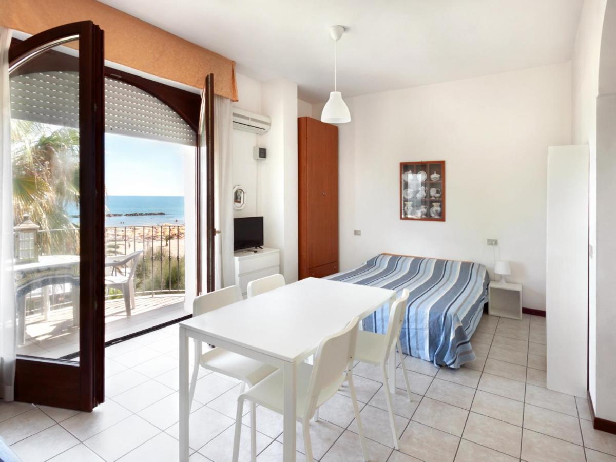 Il Lauro Aparthotel San Benedetto del Tronto Eksteriør bilde