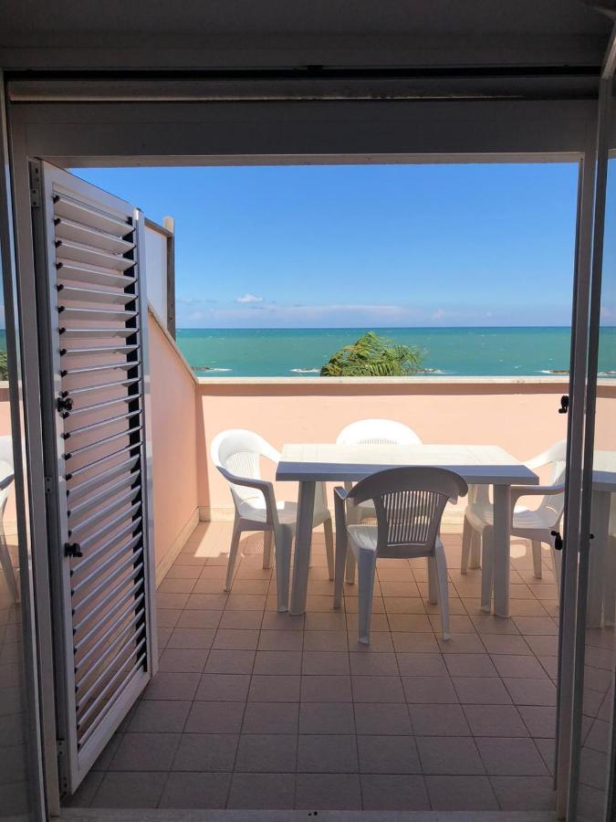 Il Lauro Aparthotel San Benedetto del Tronto Eksteriør bilde