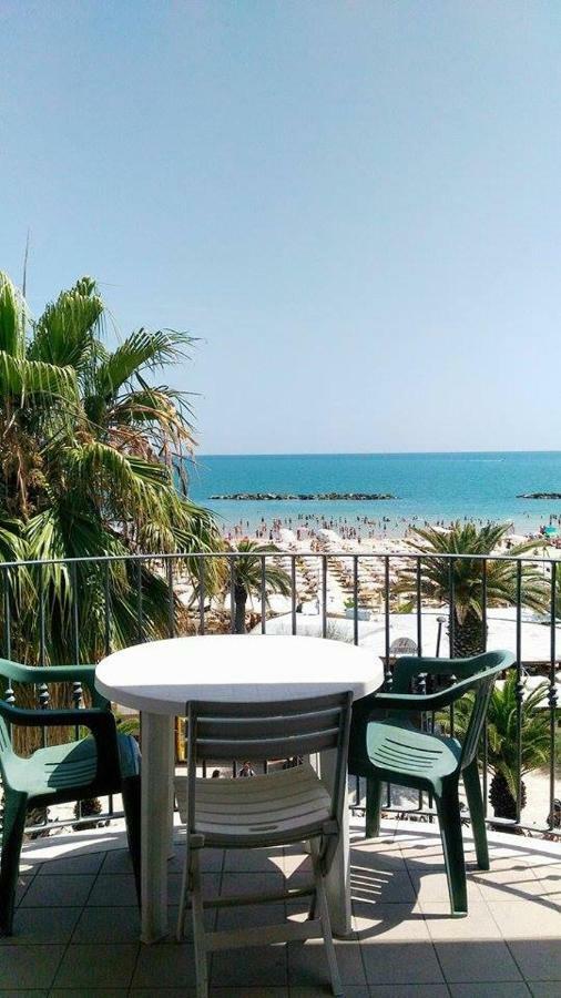 Il Lauro Aparthotel San Benedetto del Tronto Eksteriør bilde